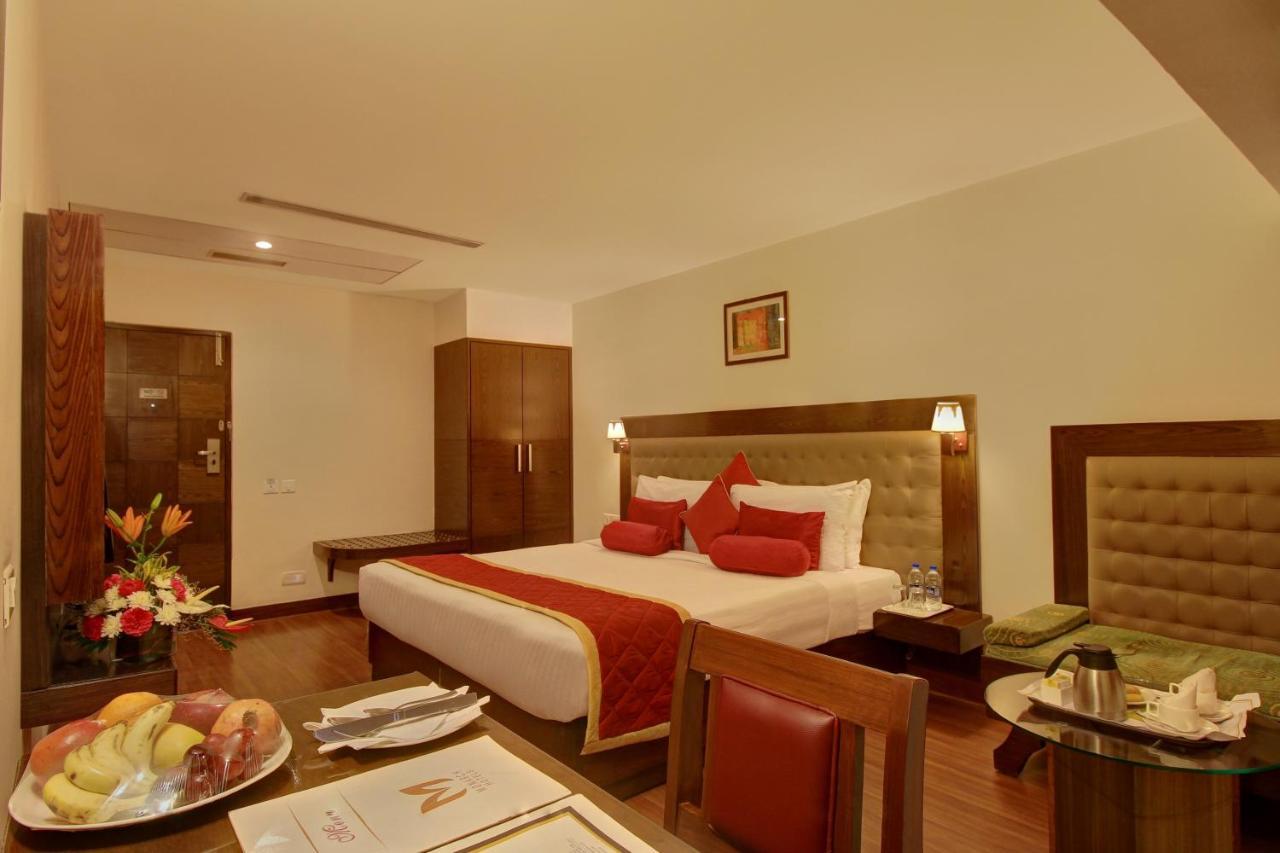 Hotel Monarch Brigade Road Bangalore Exterior foto