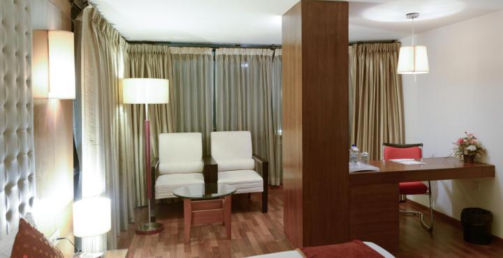 Hotel Monarch Brigade Road Bangalore Exterior foto