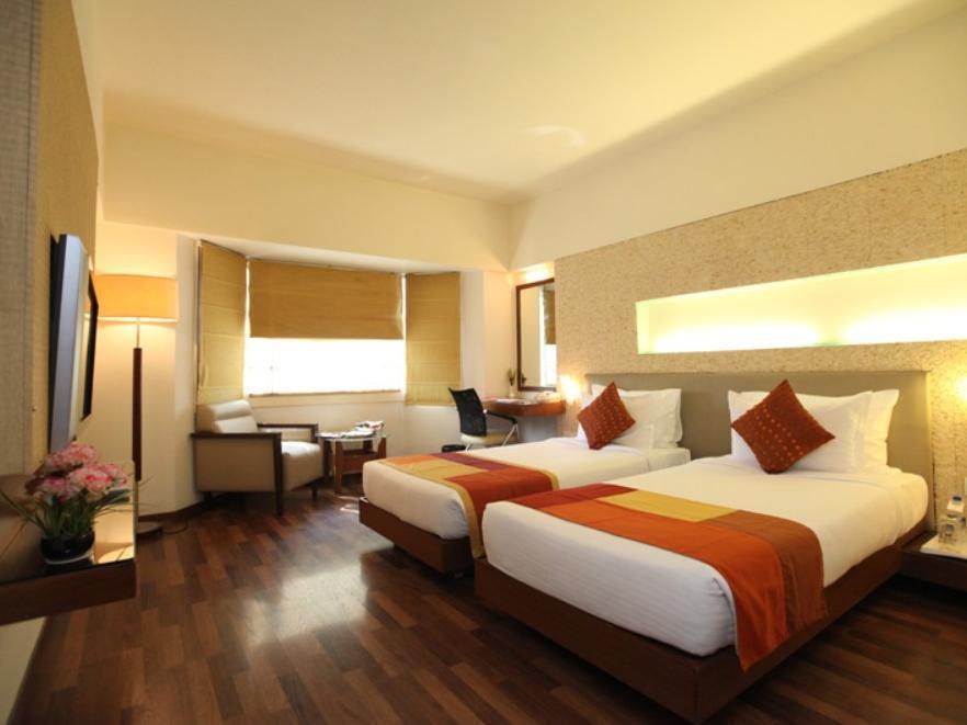 Hotel Monarch Brigade Road Bangalore Exterior foto